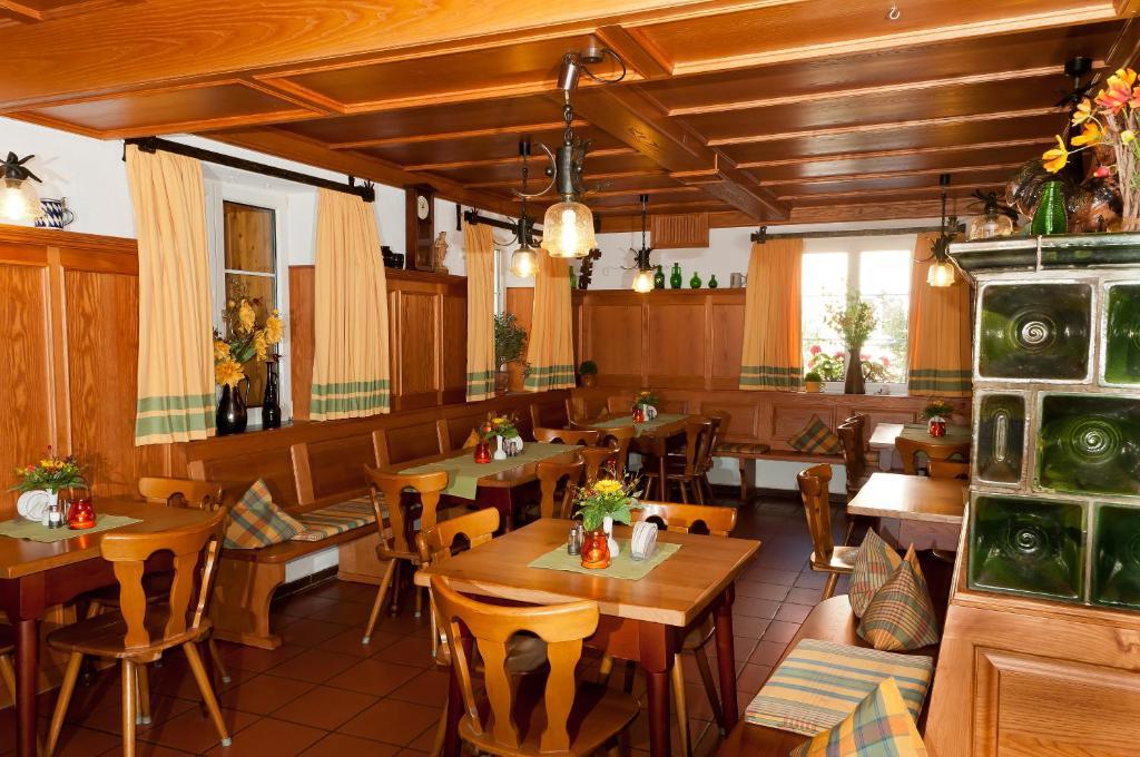 加斯霍夫沙特科尔酒店 Obertraubling 外观 照片